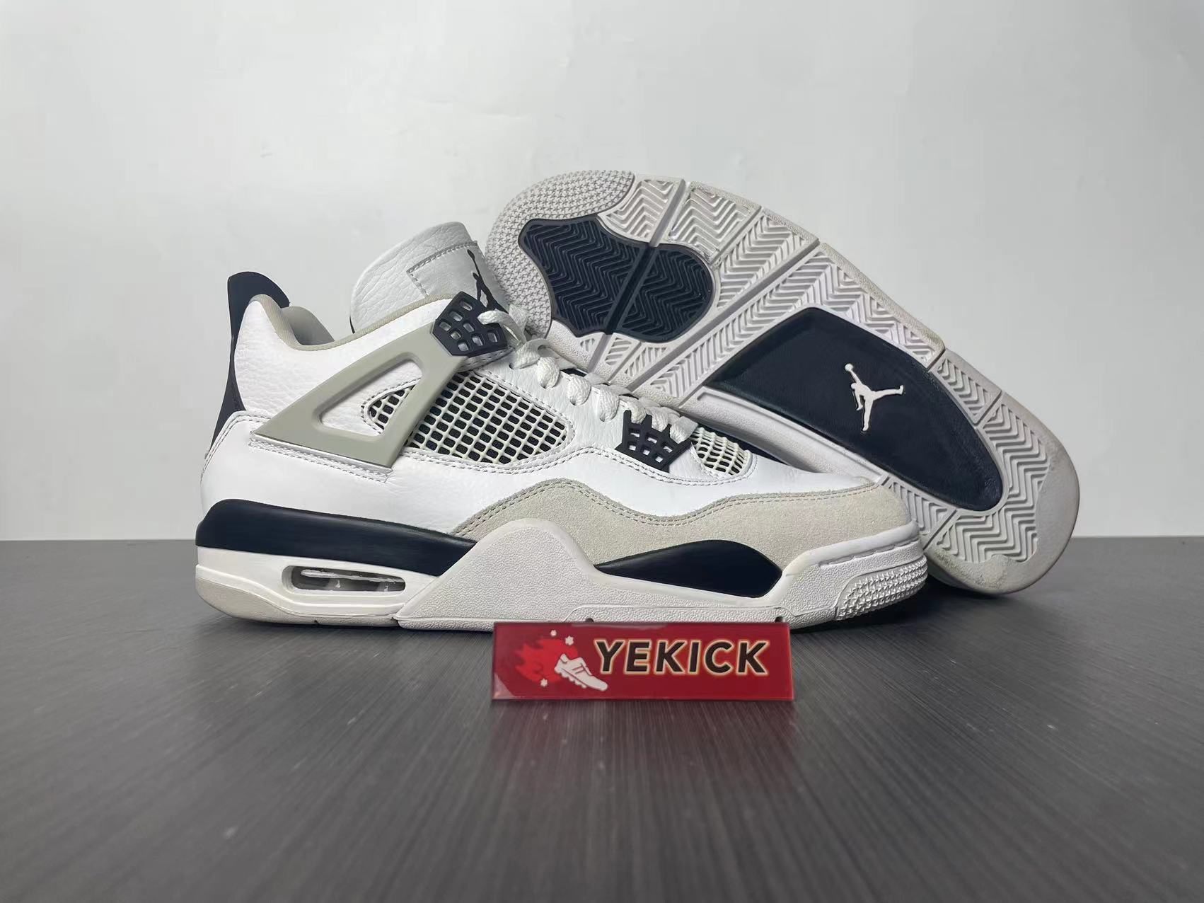 Jordan 4 Retro Military Black DH6927-111