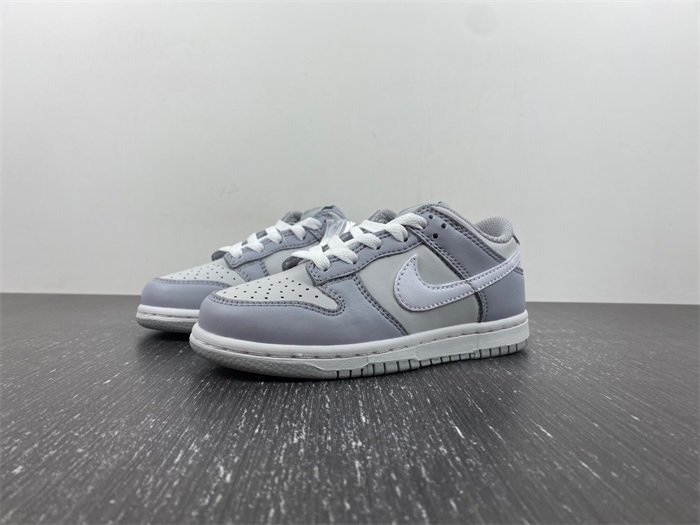 Nike Dunk Low Two-Toned Grey DH9756-001