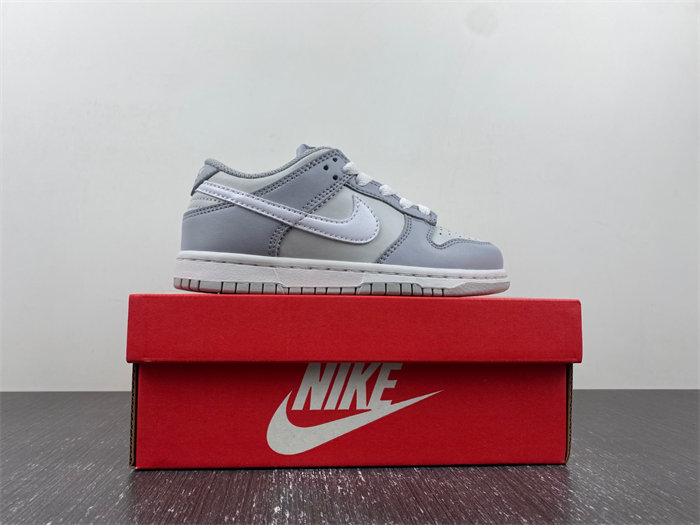 Nike Dunk Low Two-Toned Grey DH9756-001