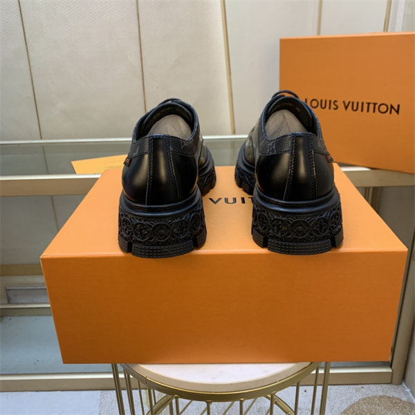 Lv Loafer 003
