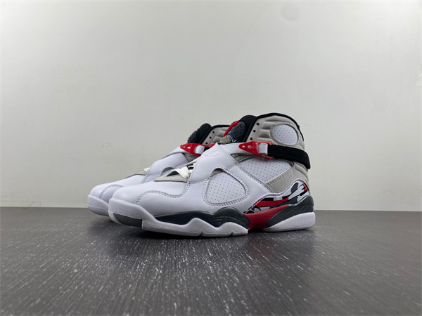 Jordan 8 Retro Bugs Bunny