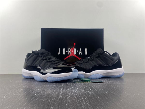 Air Jordan 11 “Space Jam