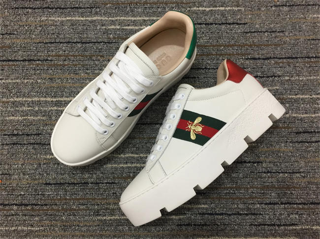 G*u*i low top sneaker 26