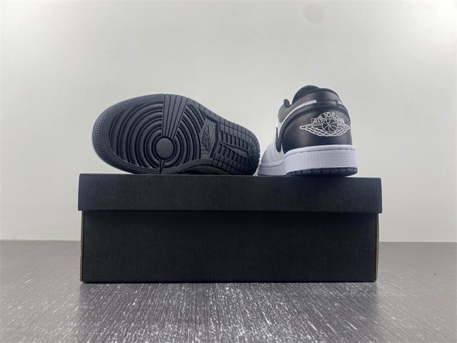Nike Dunk Low DV0833-100