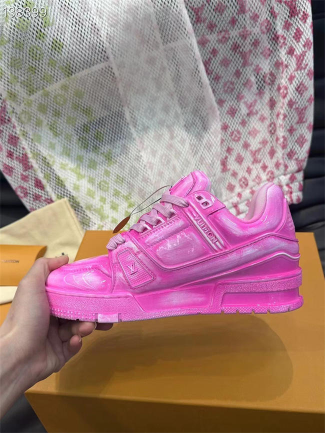 Lv Trainer Sneaker 67