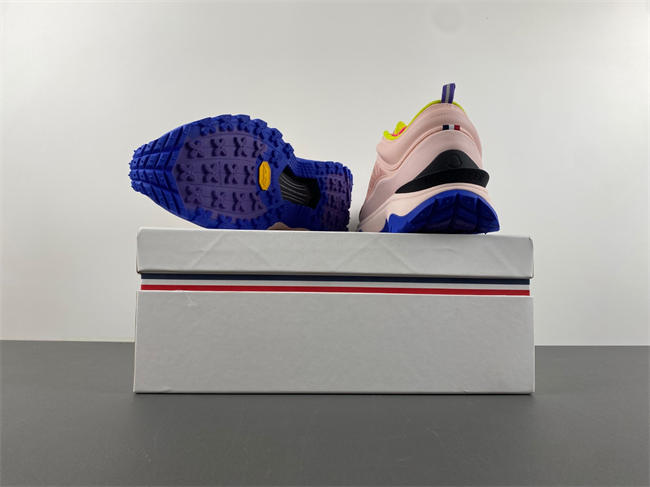 Moncler 21