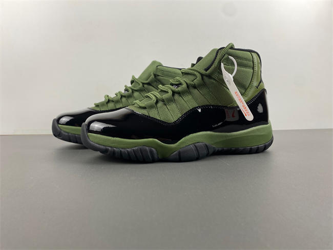 Air Jordan 11 “Hunter Green” CT8012-300
