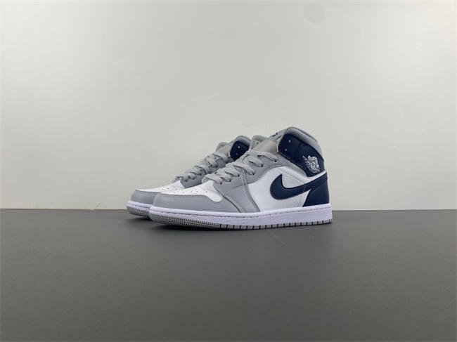 AIR JORDAN 1 MID SE 