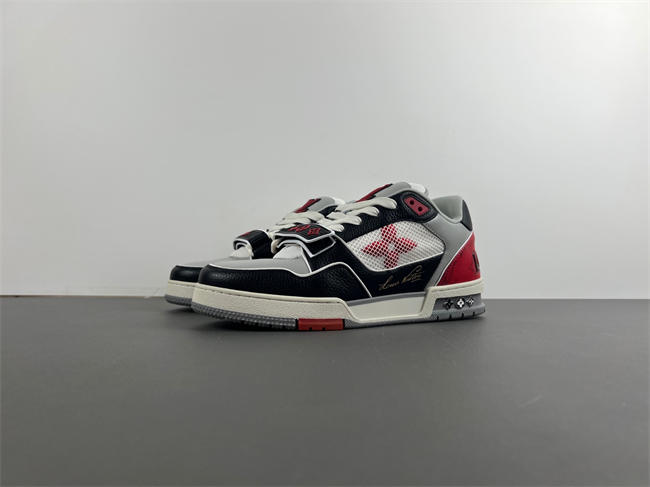 l**is V*t*n lv trainer