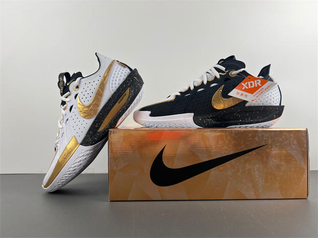 Nike Air ZoomX G.T. Cut 3  DV2918-101