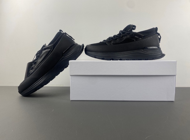 Can*a Go*e)glacier trai 7785m