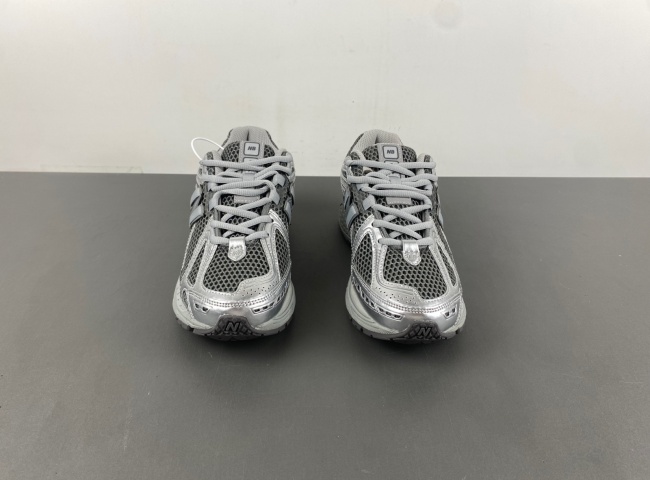 New Balance M1906REH