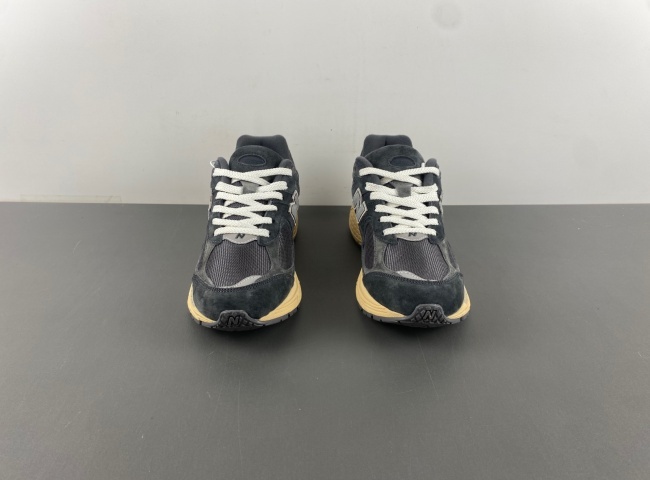 new balance NB M2002RHO