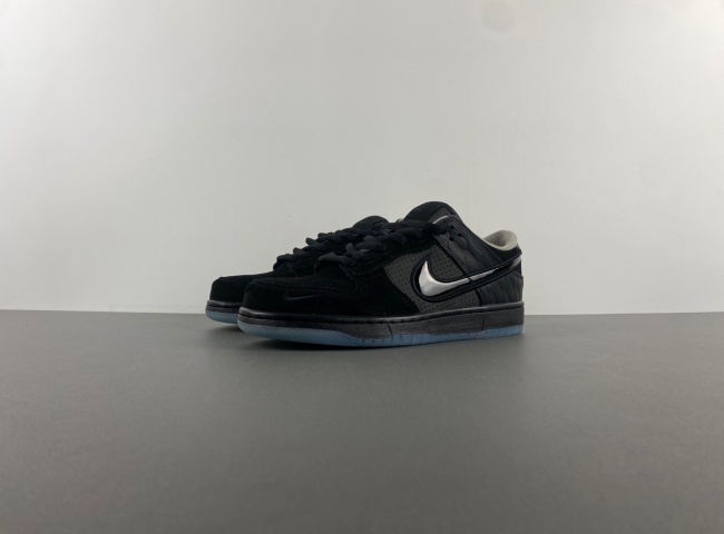 Division Street x Nike Dunk Low Lux “Oregon Black” HV1470-001