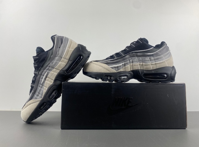 Comme des Garçons x Air Max 95 