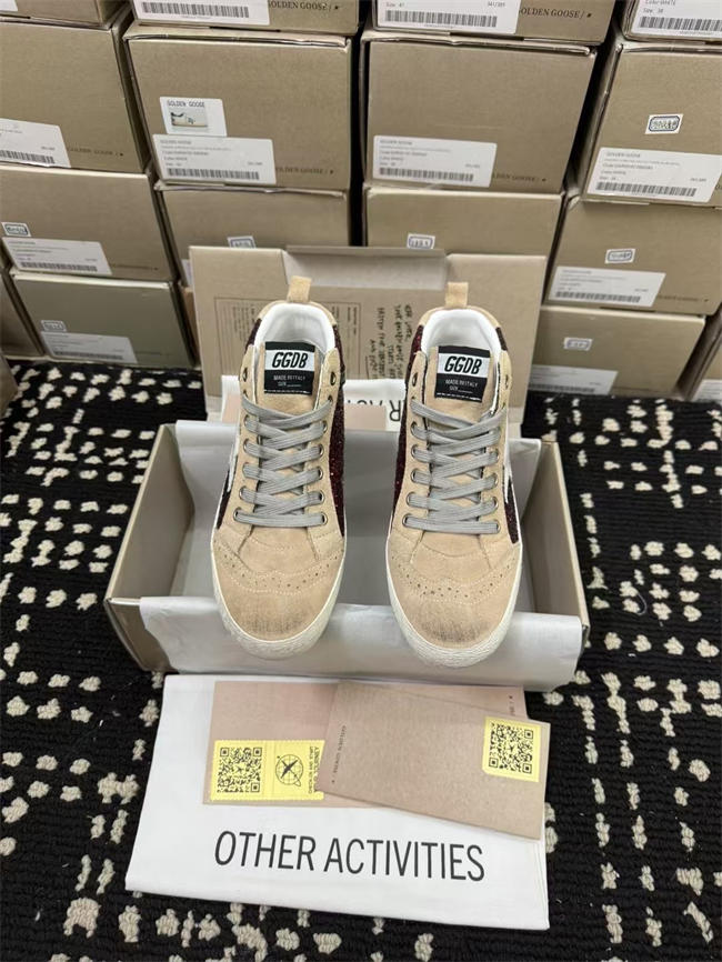 Golden Goose Sneaker