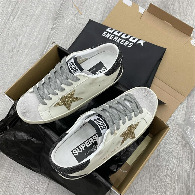 Golden Goose Sneaker