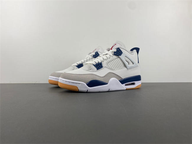 Air Jordan 4 Retro SB Navy DR5415-100