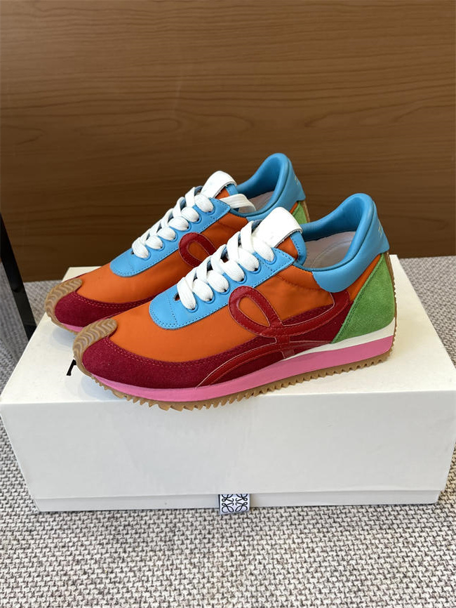 L0ew* sneaker
