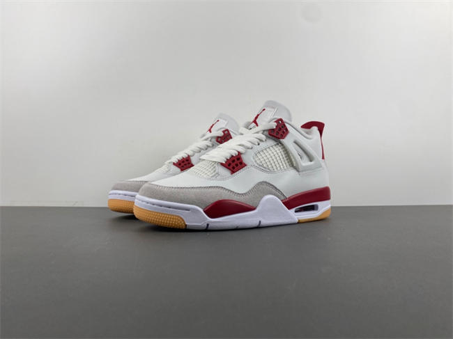 Nike SB x Air Jordan 4 Retro SP ''Varsity Red'' DR5415-106