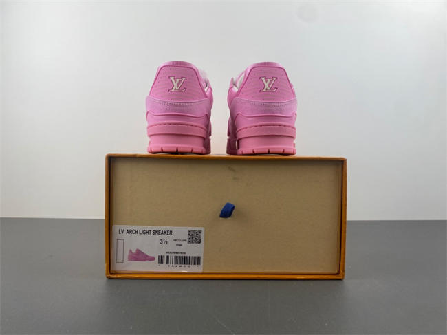 l0*is V*t0n lv trainer