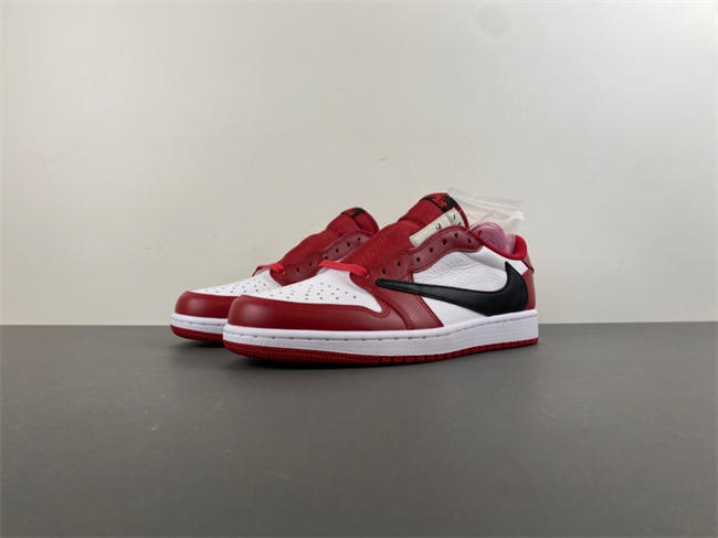 Travis Scott x Air Jordan 1 Low DM7866-101