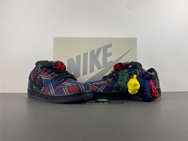 Nike SB Dunk Low “Nardwuar” II1493-600