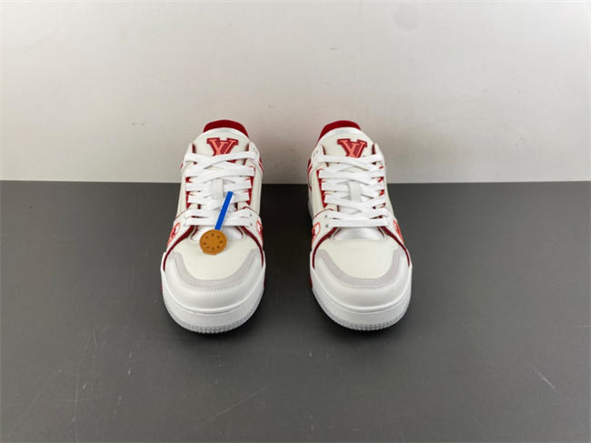 l0*is V*t0n lv trainer