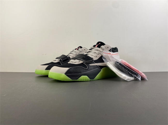 Chase B x Travis Scott x Jordan Jumpman Jack TR IH7971-001