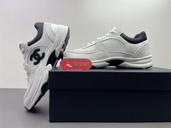 Chanal Sneakers