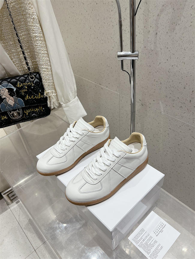 ma*s*n martin Ma*i*la sneaker